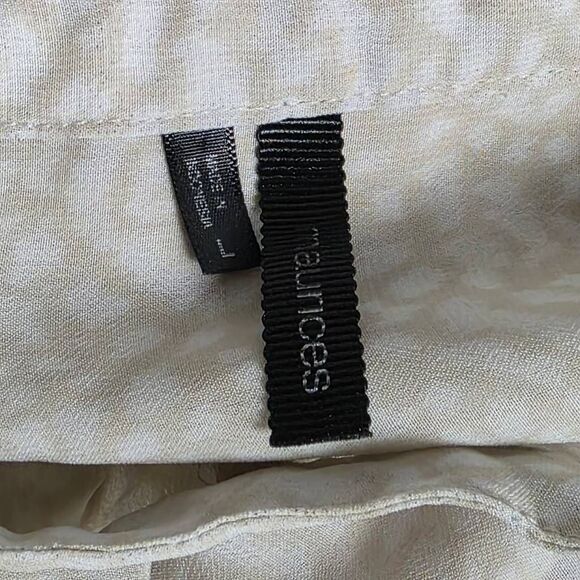 Maurices Cream Textured Roll Tab Sleeve Top L - Picture 7 of 8